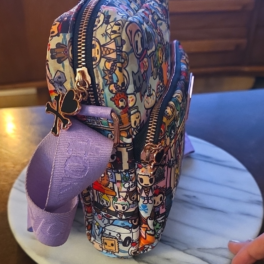 Tokidoki Crossbody Bag with Purple Strap ๐ - Picture 6 of 16